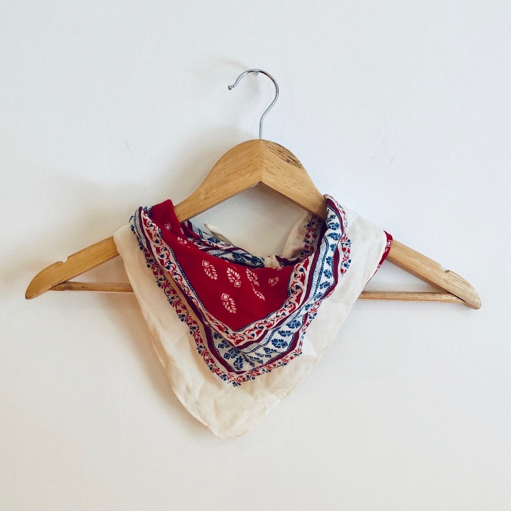 Abercrombie and Fitch Red and Blue Boho Bandana
